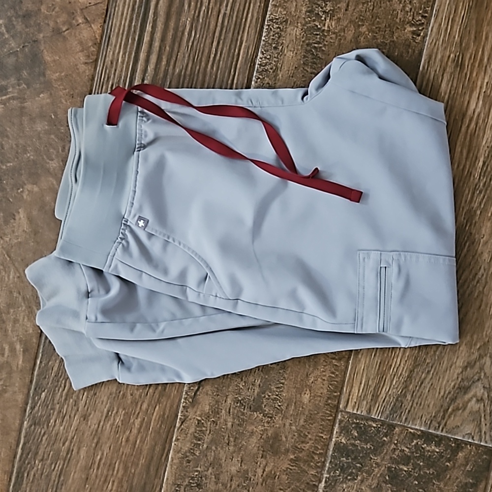 Cement figs pants
